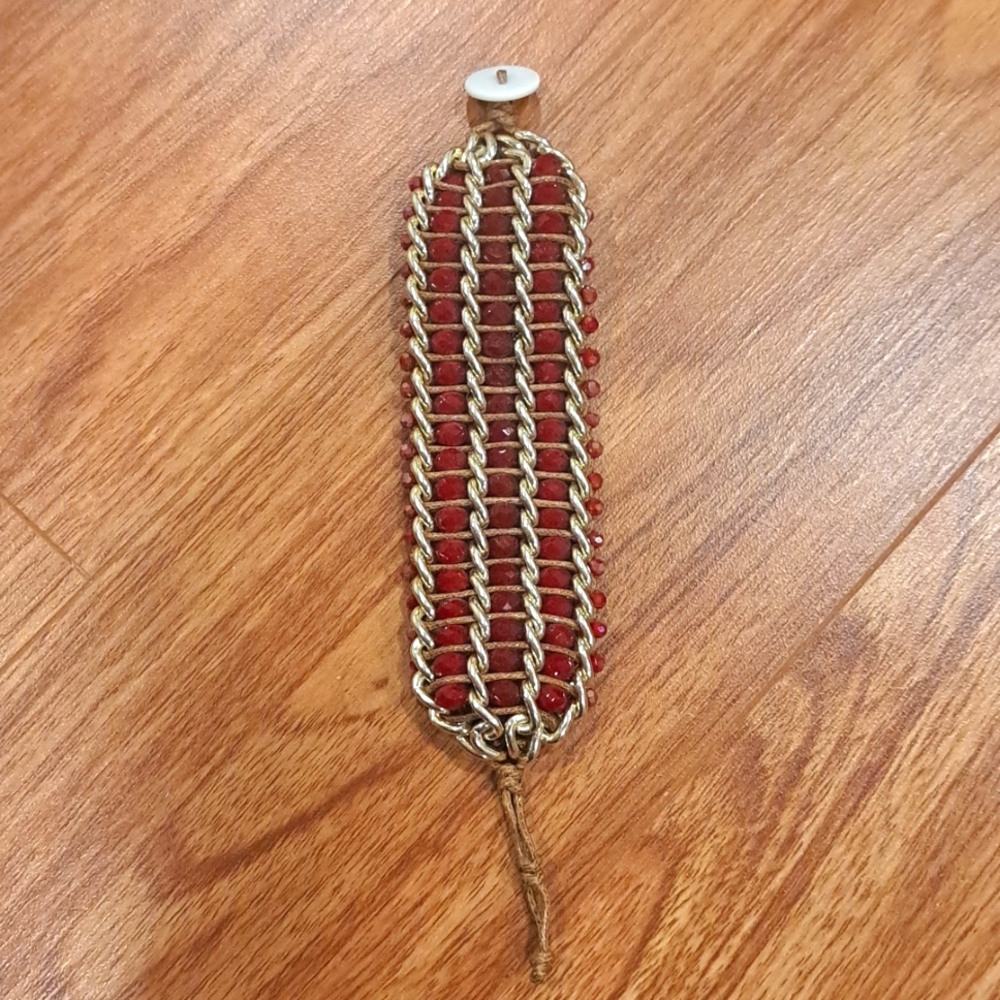Gorgeous bold red beaded bracelet